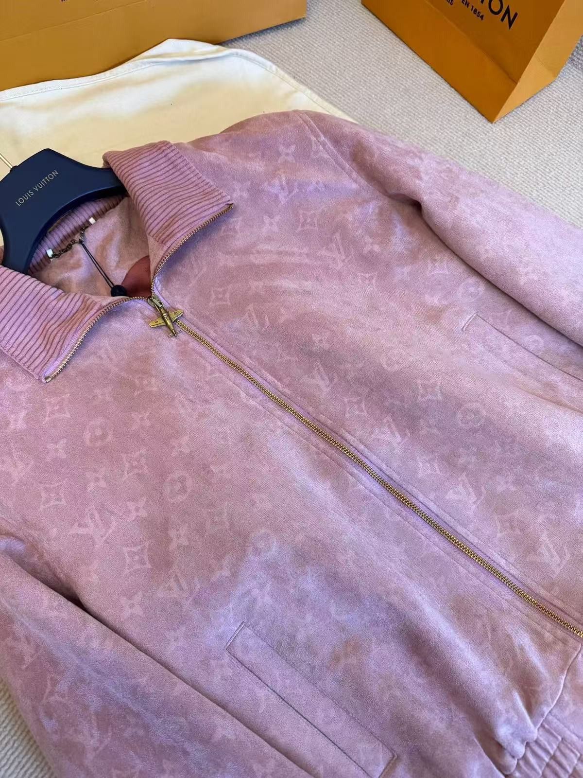 WhatsApp Image 2025-09-23 at 15.24.31 (2)